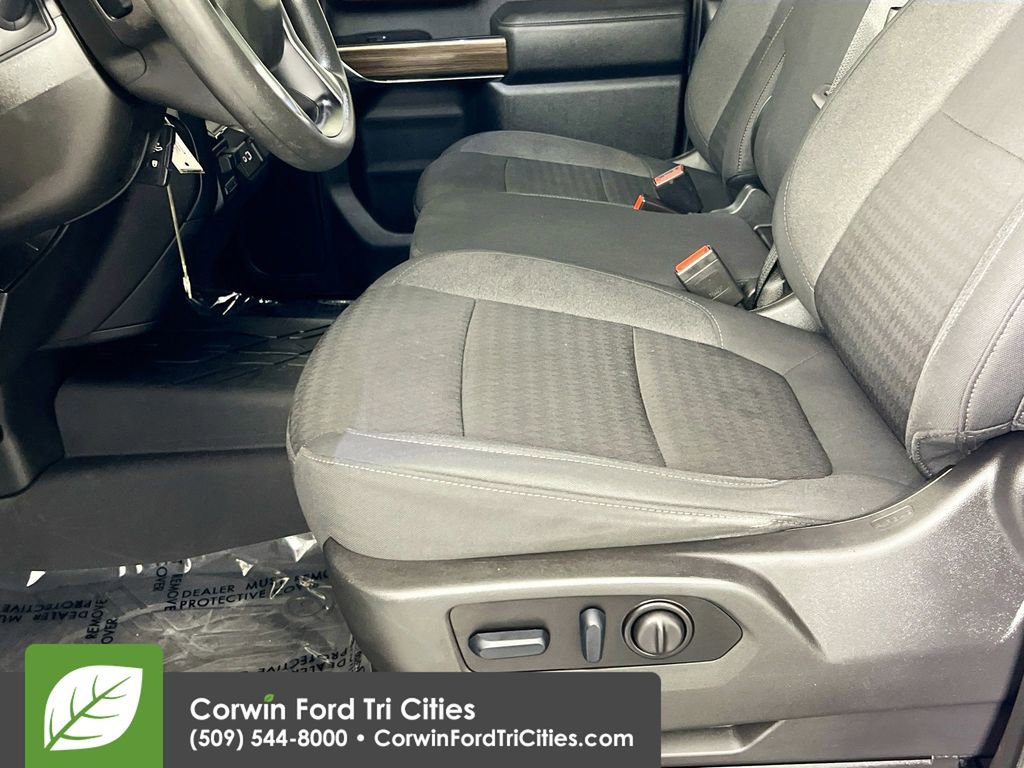 Used 2022 Chevrolet Silverado 2500 LT AWD/4WD image 21
