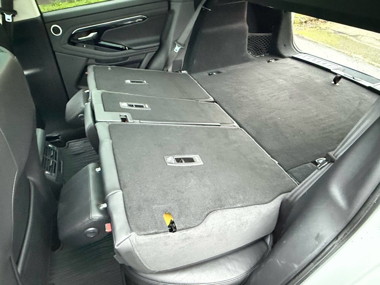 Used 2020 Land Rover Range Rover Evoque S image 16