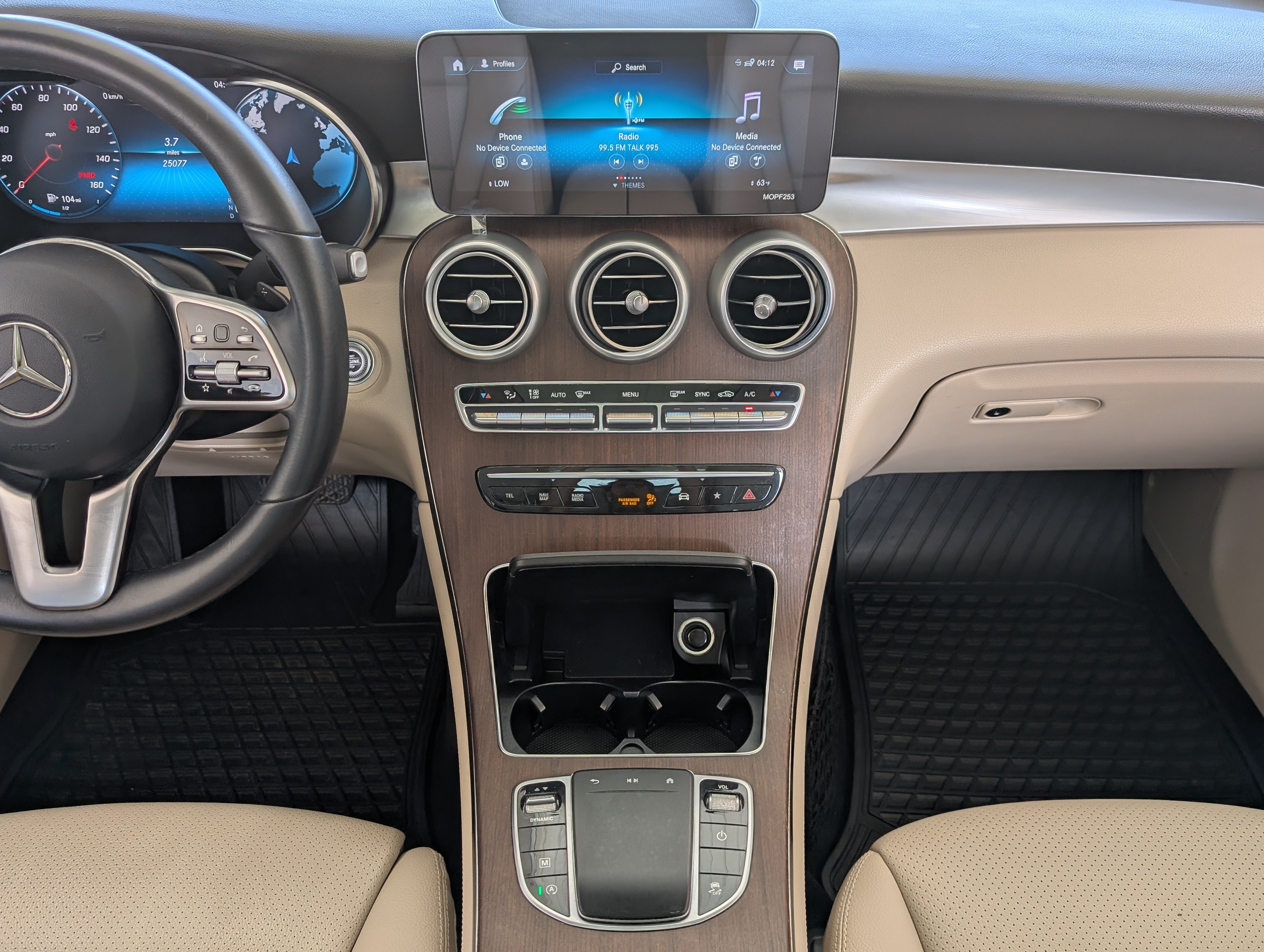 Used 2020 Mercedes-Benz GLC 300 image 26
