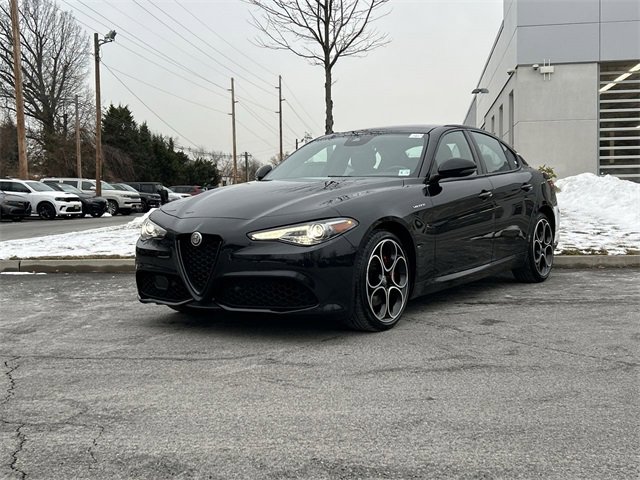 Used 2023 Alfa Romeo Giulia Veloce