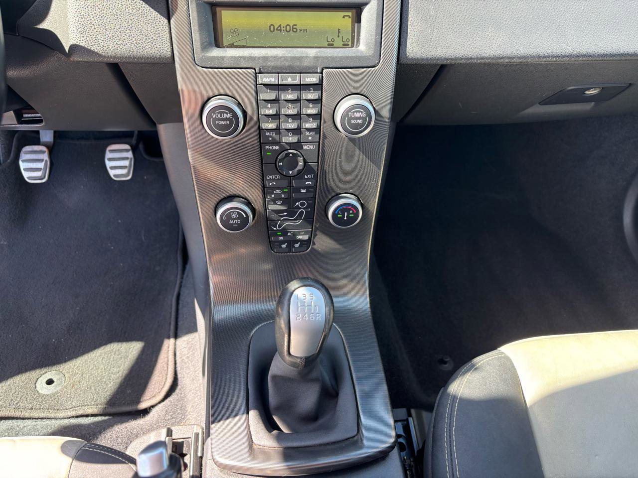 Used 2011 Volvo C30 T5 R-Design image 17