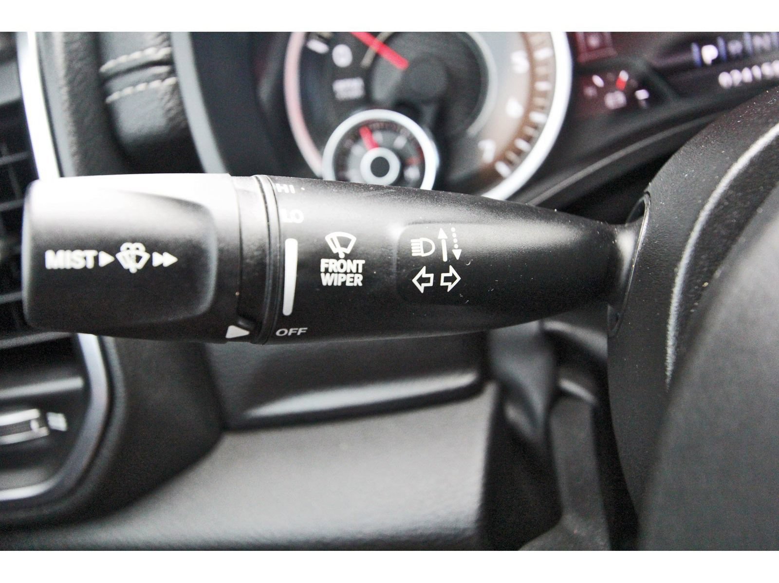 Used 2024 RAM 1500 Laramie AWD/4WD image 16