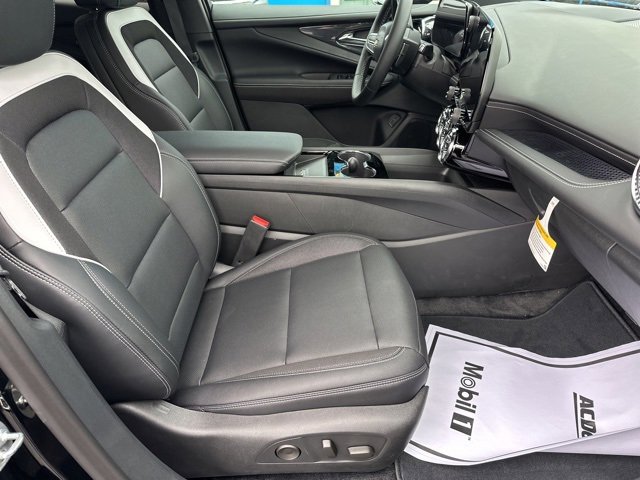 New 2025 Chevrolet Blazer EV LT image 10