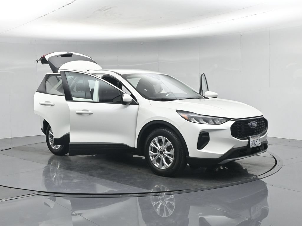 Certified 2023 Ford Escape Active w/ Tech Pack #2 FWD image 35