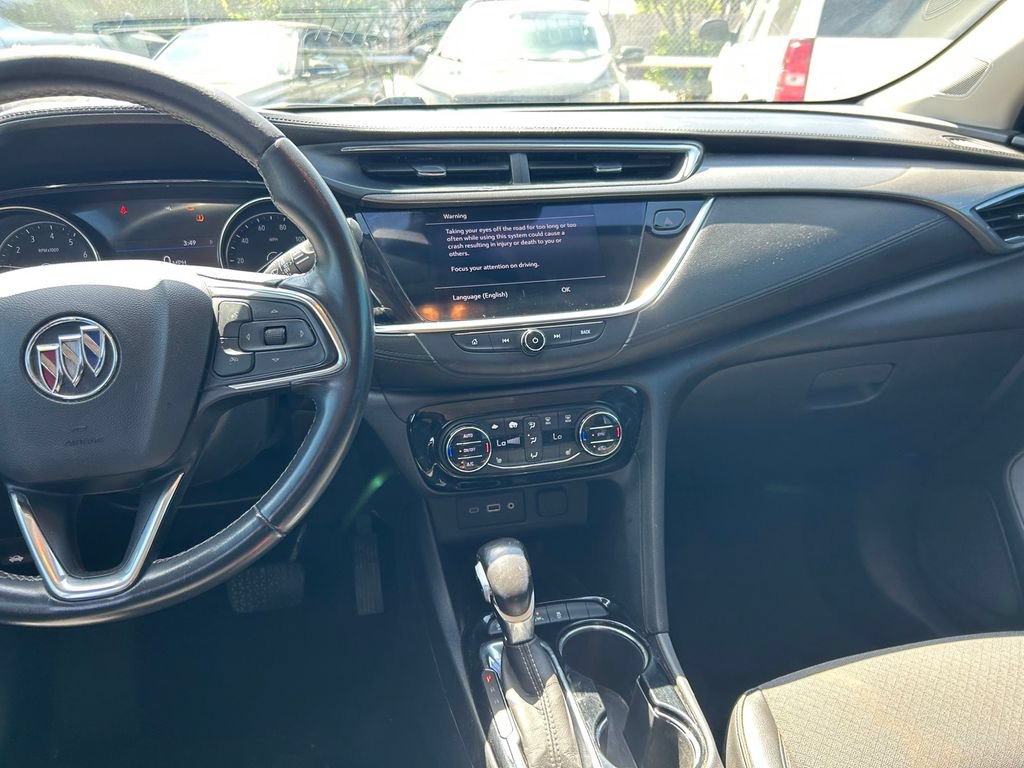 Used 2020 Buick Encore GX Select w/ Sport Touring Package FWD image 17