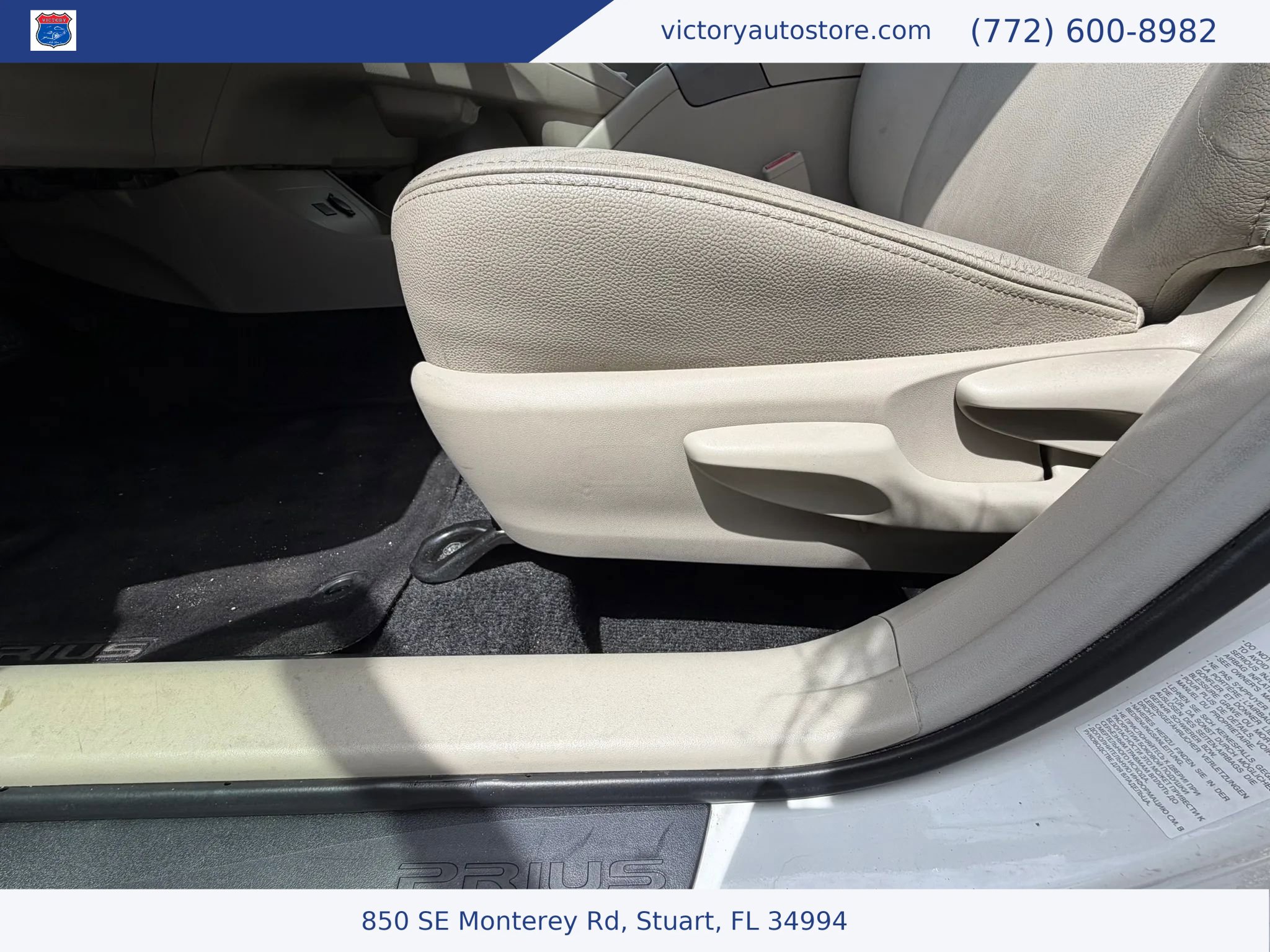 Used 2014 Toyota Prius Two FWD image 17