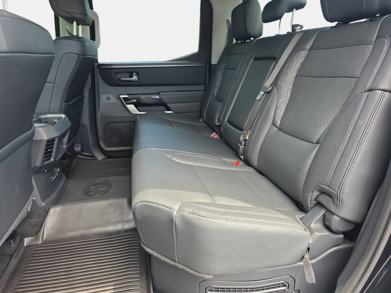 Used 2024 Toyota Tundra Limited AWD/4WD image 13
