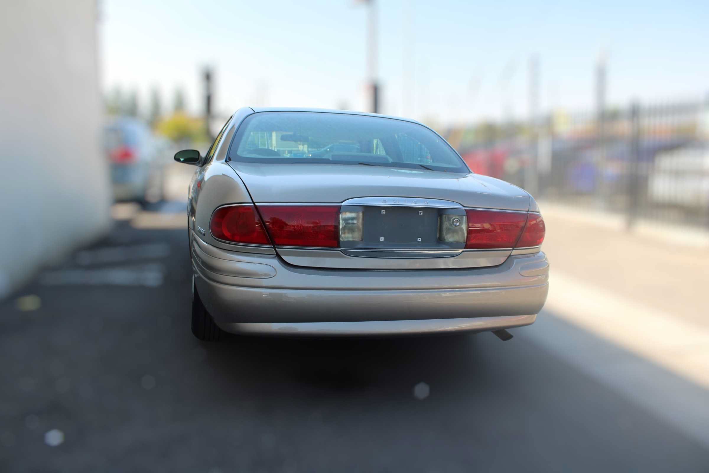Used 2002 Buick Le Sabre Custom FWD image 3