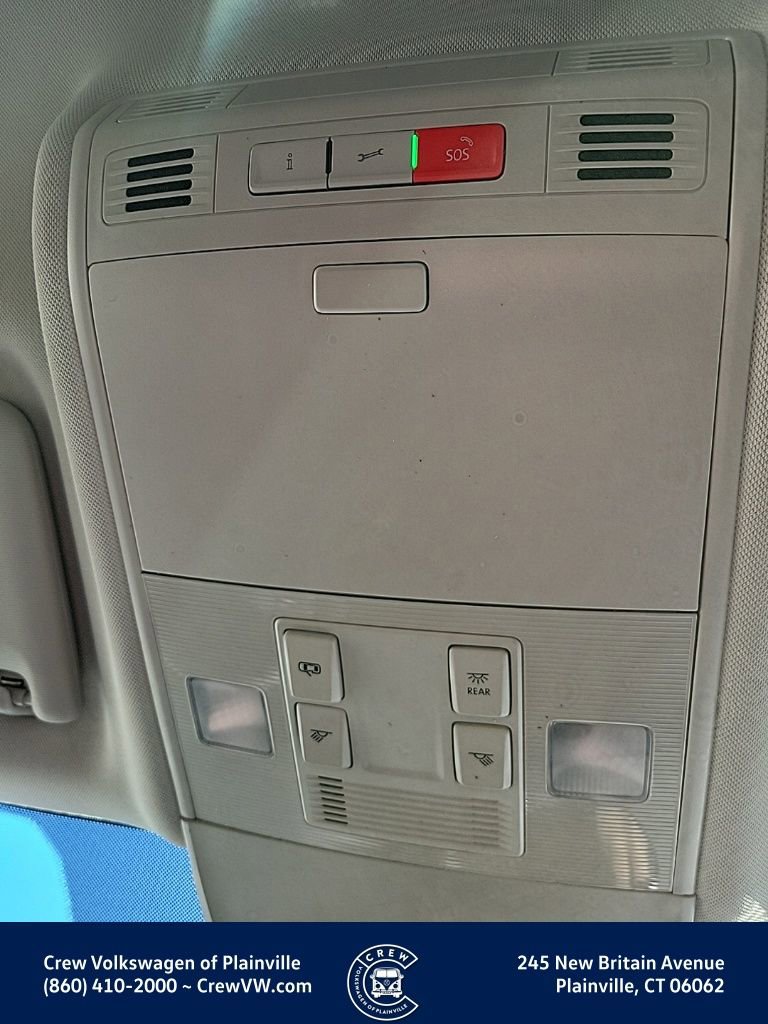 Certified 2023 Volkswagen Taos SE image 10