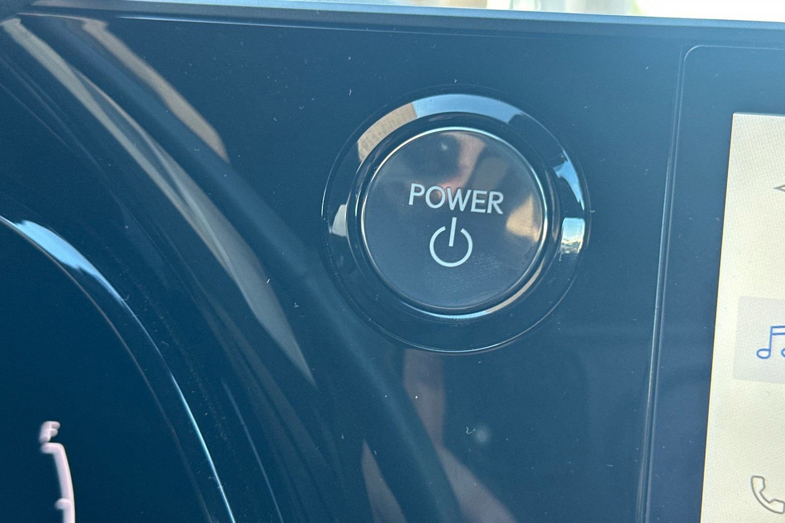 Certified 2024 Lexus RX 500h F Sport image 26