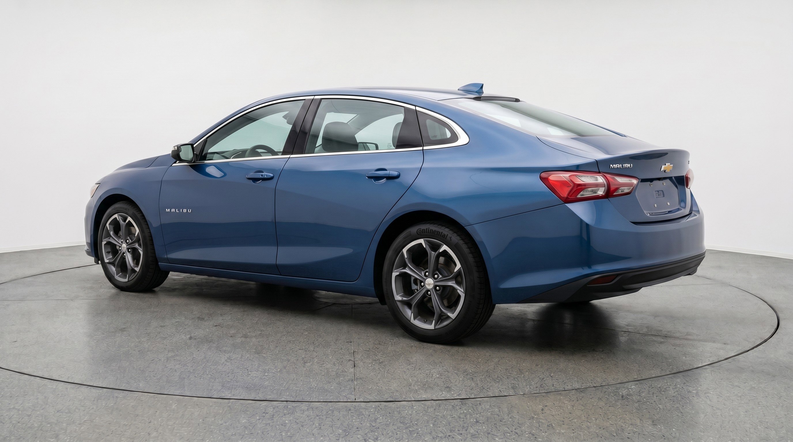 Used 2024 Chevrolet Malibu LT FWD image 6