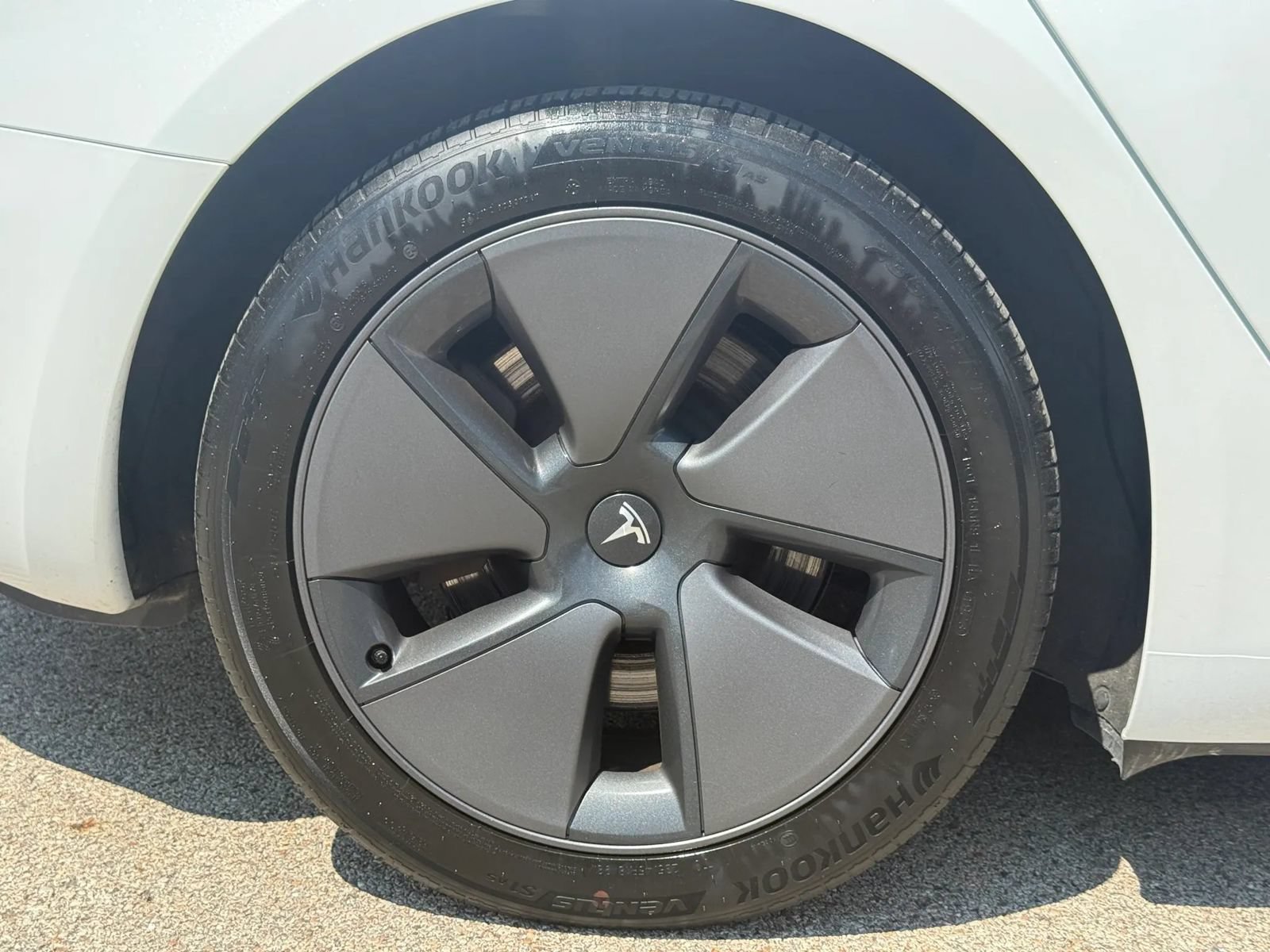 Used 2023 Tesla Model 3 Long Range AWD/4WD image 30