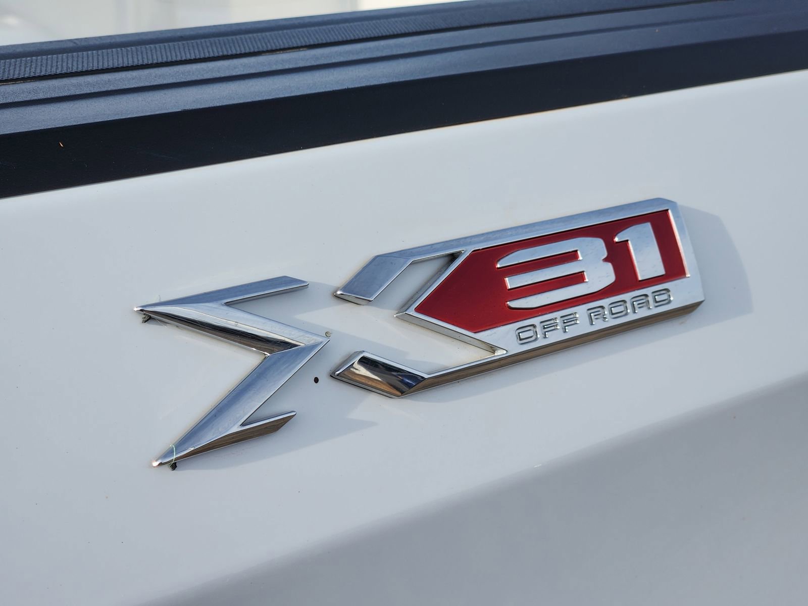 Used 2023 GMC Sierra 1500 Pro w/ Graphite Edition image 13