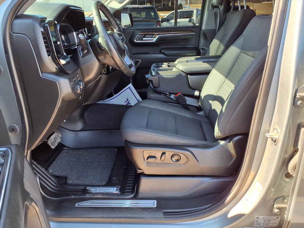 Used 2023 Chevrolet Silverado 1500 RST w/ Z71 Off-Road Package image 15