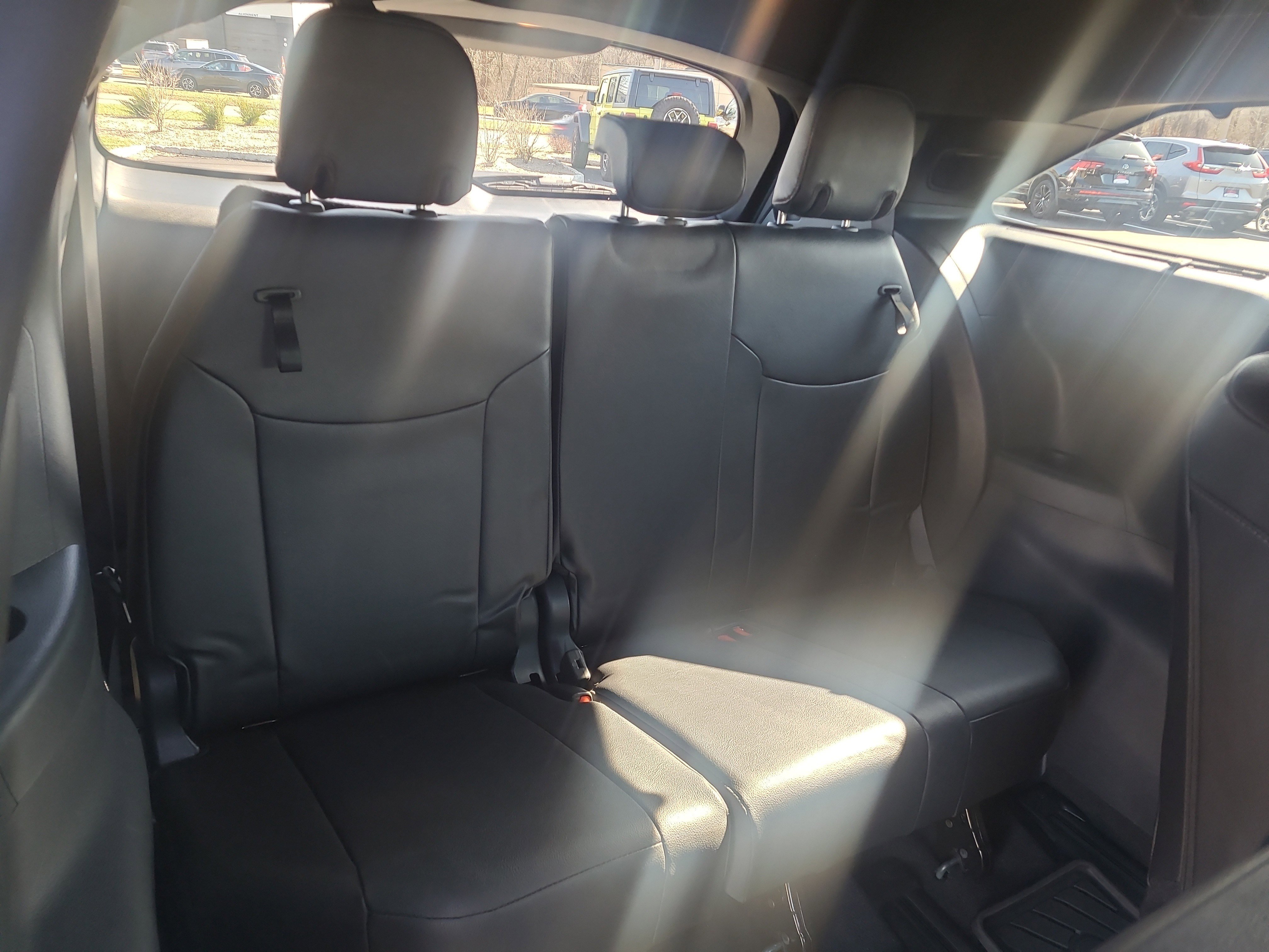 Used 2025 Toyota Sienna Limited image 30