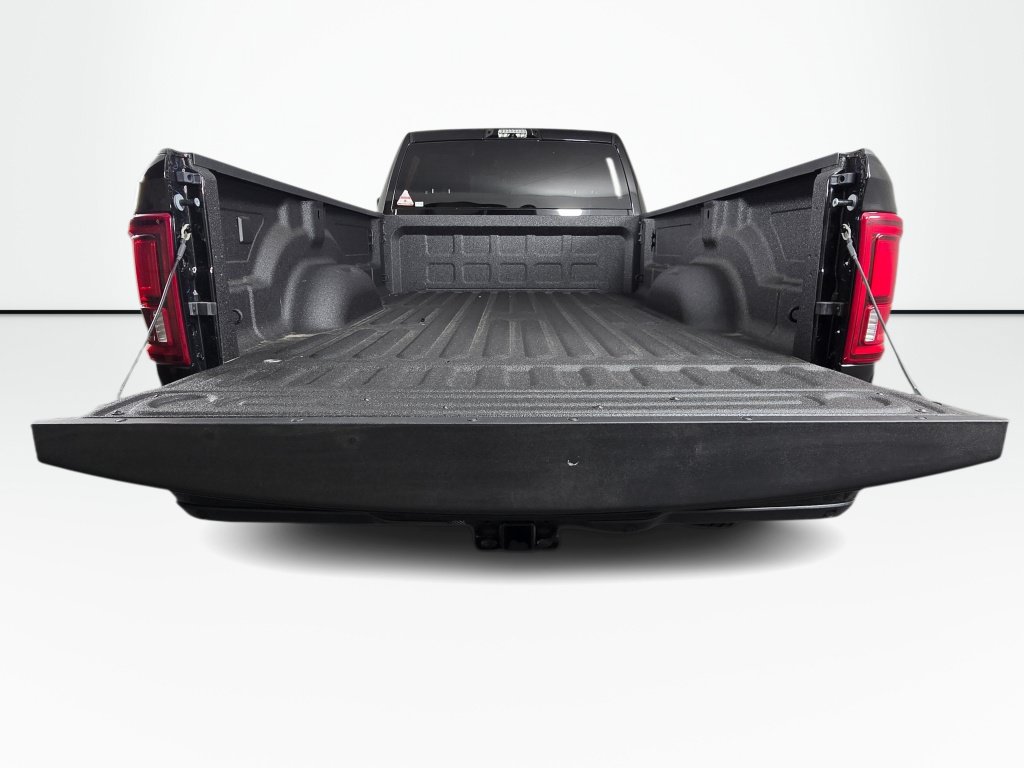 New 2026 RAM 3500 Big Horn AWD/4WD image 15