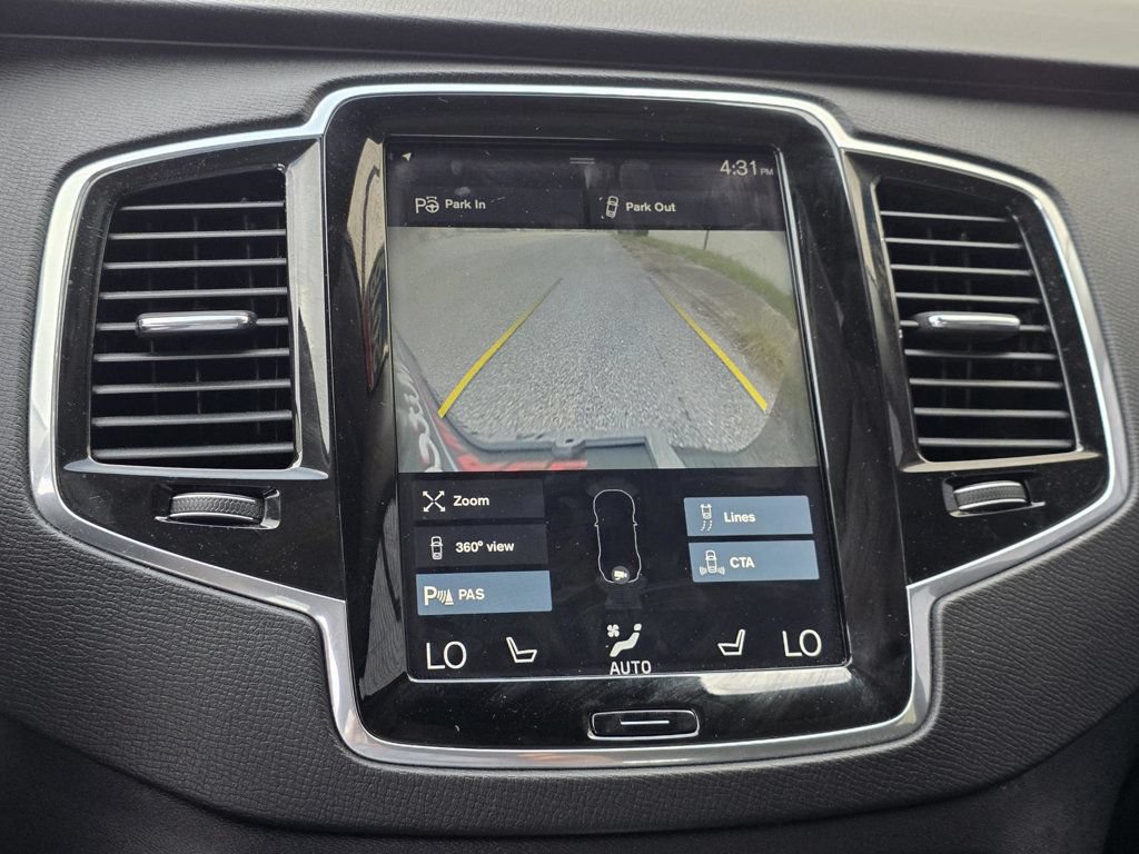 Used 2018 Volvo XC90 T6 Momentum w/ Convenience Package AWD/4WD image 17