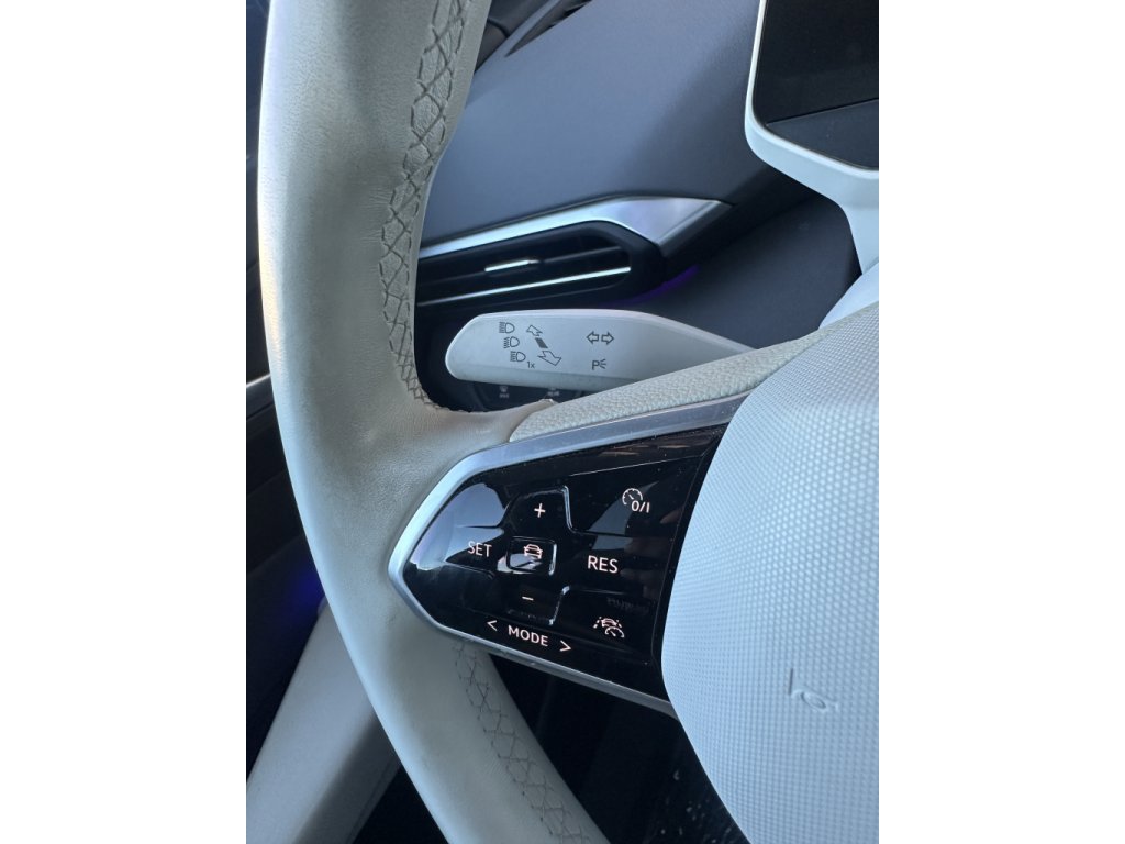 Used 2021 Volkswagen ID.4 1st Edition image 19