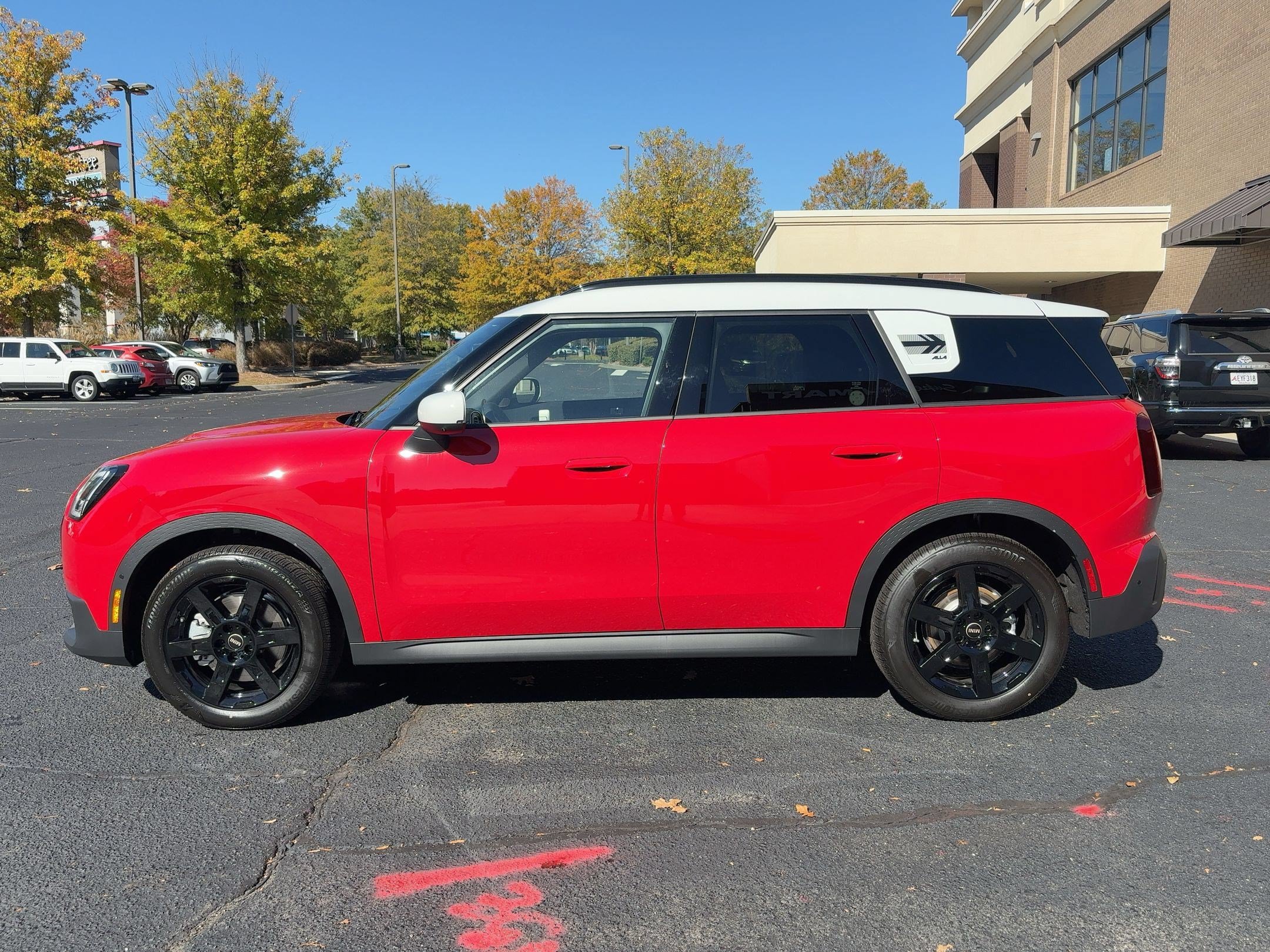 Used 2026 MINI Cooper Countryman S w/ Comfort Package Max AWD/4WD image 2