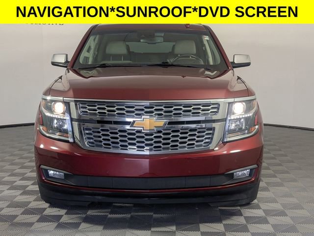 Used 2019 Chevrolet Suburban LT image 3