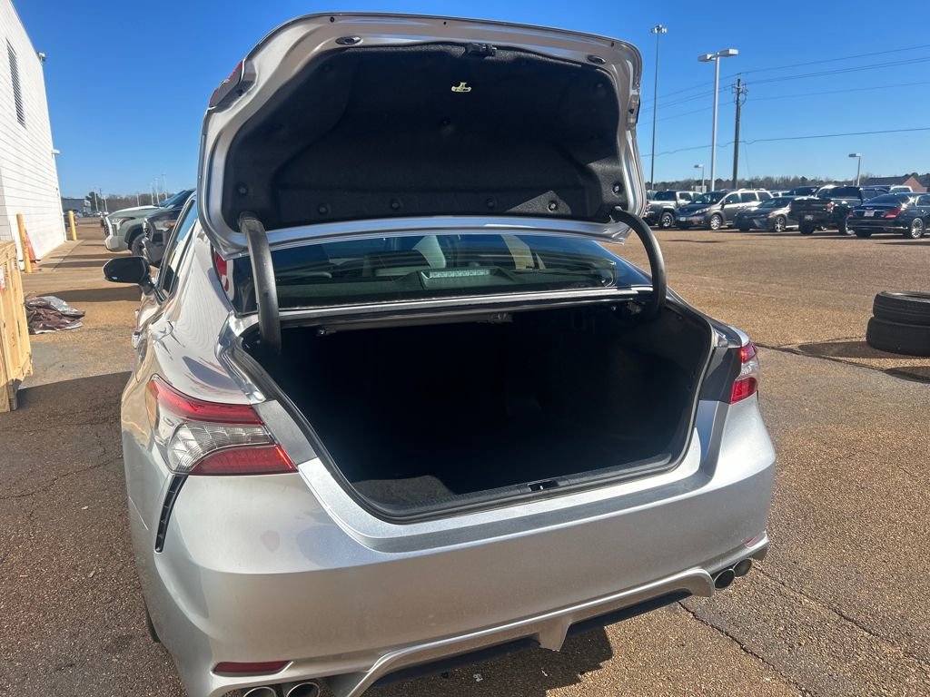 Used 2024 Toyota Camry XSE image 32