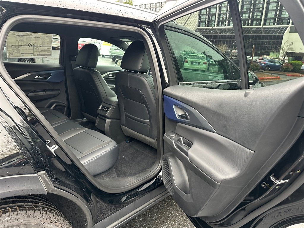 New 2026 Chevrolet Equinox EV LT image 13