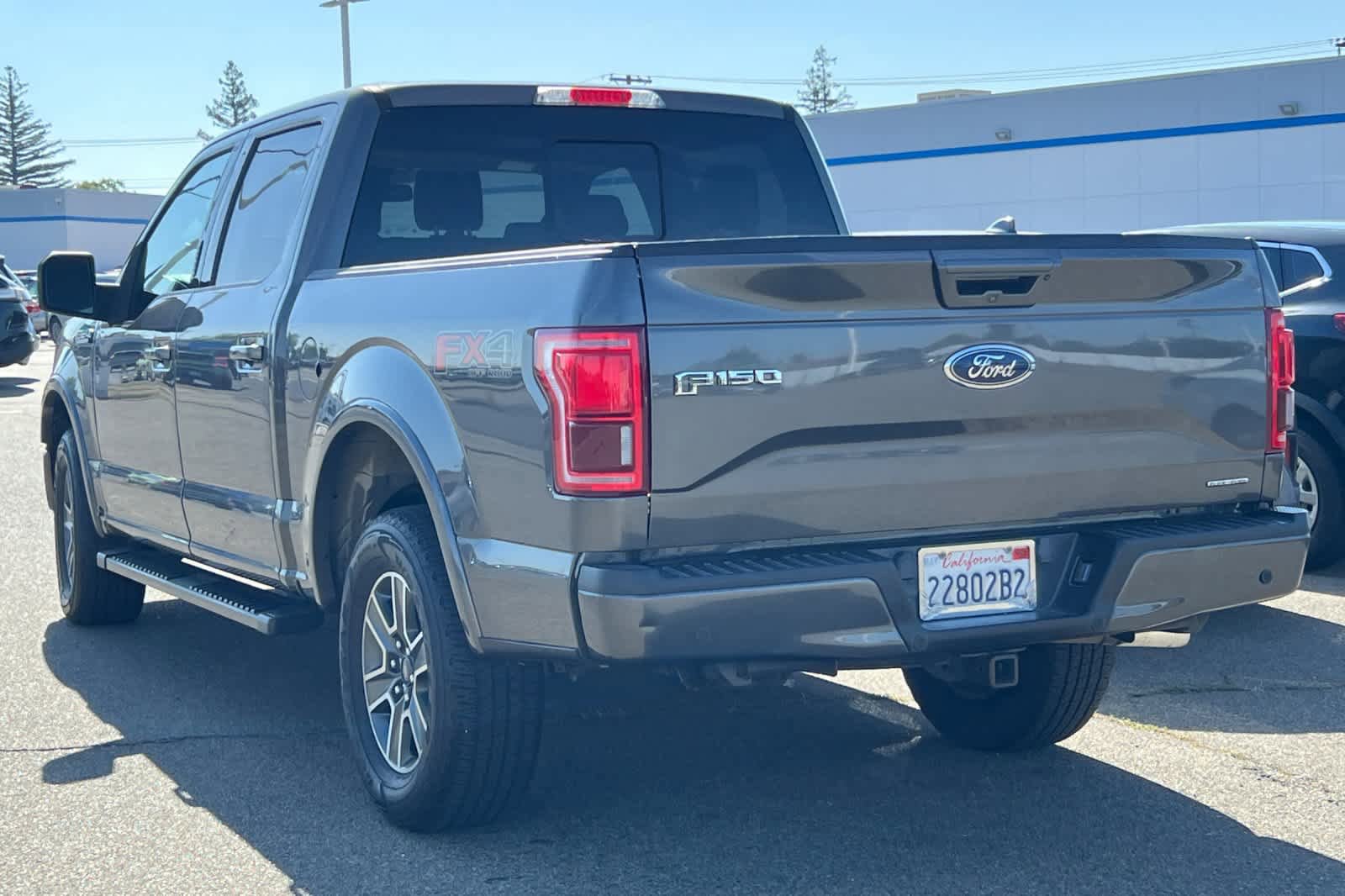 Used 2016 Ford F150 Lariat w/ Equipment Group 502A Luxury AWD/4WD image 6