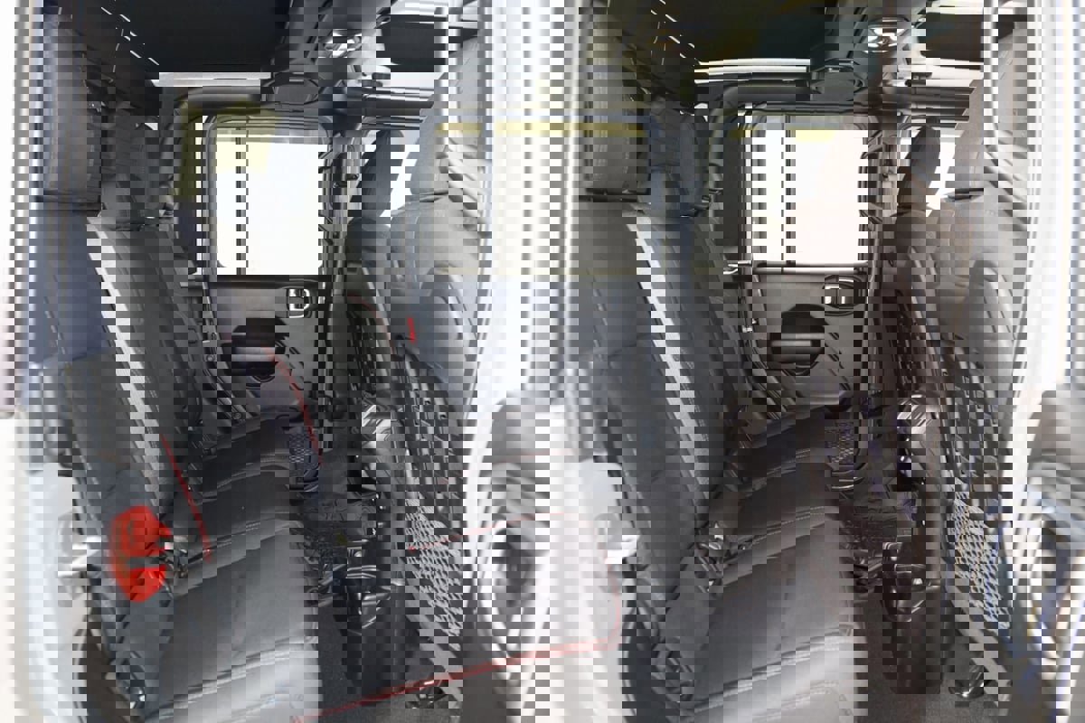 Used 2021 Jeep Gladiator Rubicon w/ LED Lighting Group image 12