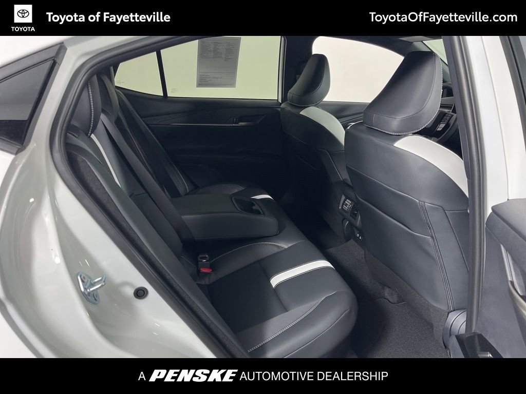 Used 2026 Toyota Camry SE FWD image 7