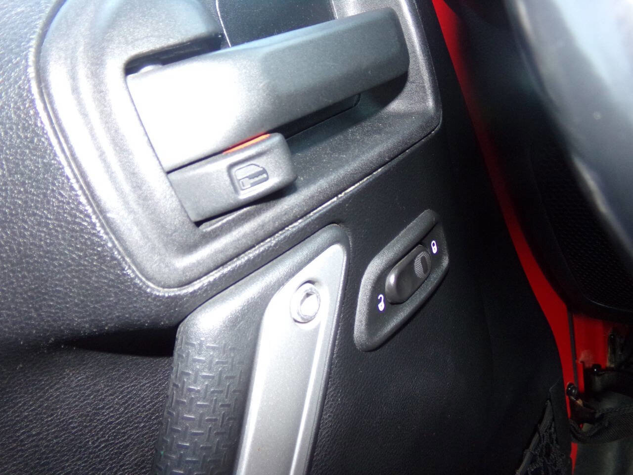 Used 2014 Jeep Wrangler Unlimited Sahara w/ Connectivity Group image 55