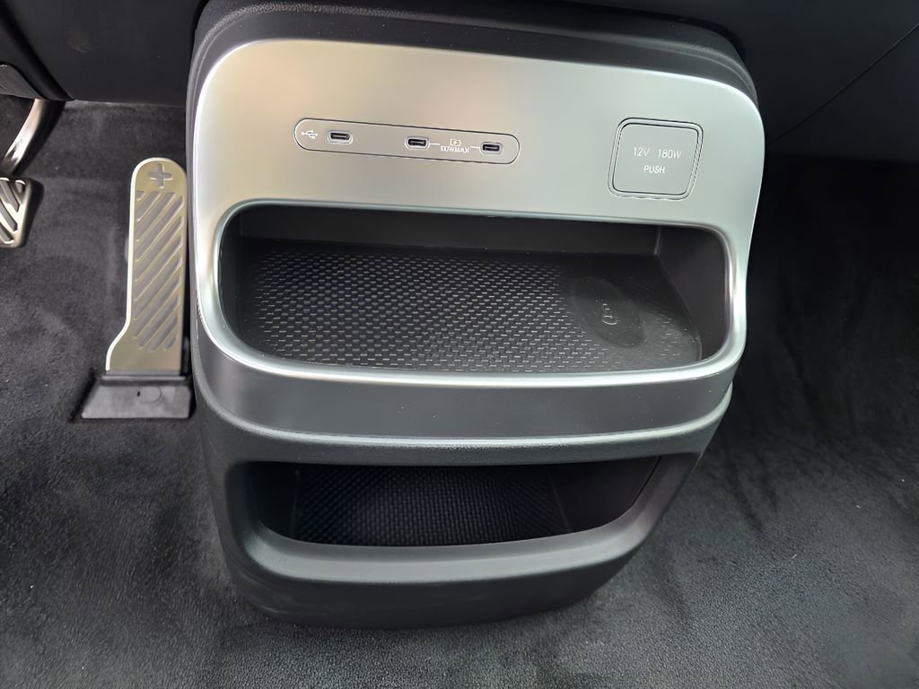 New 2026 Hyundai Ioniq 9 Calligraphy image 20