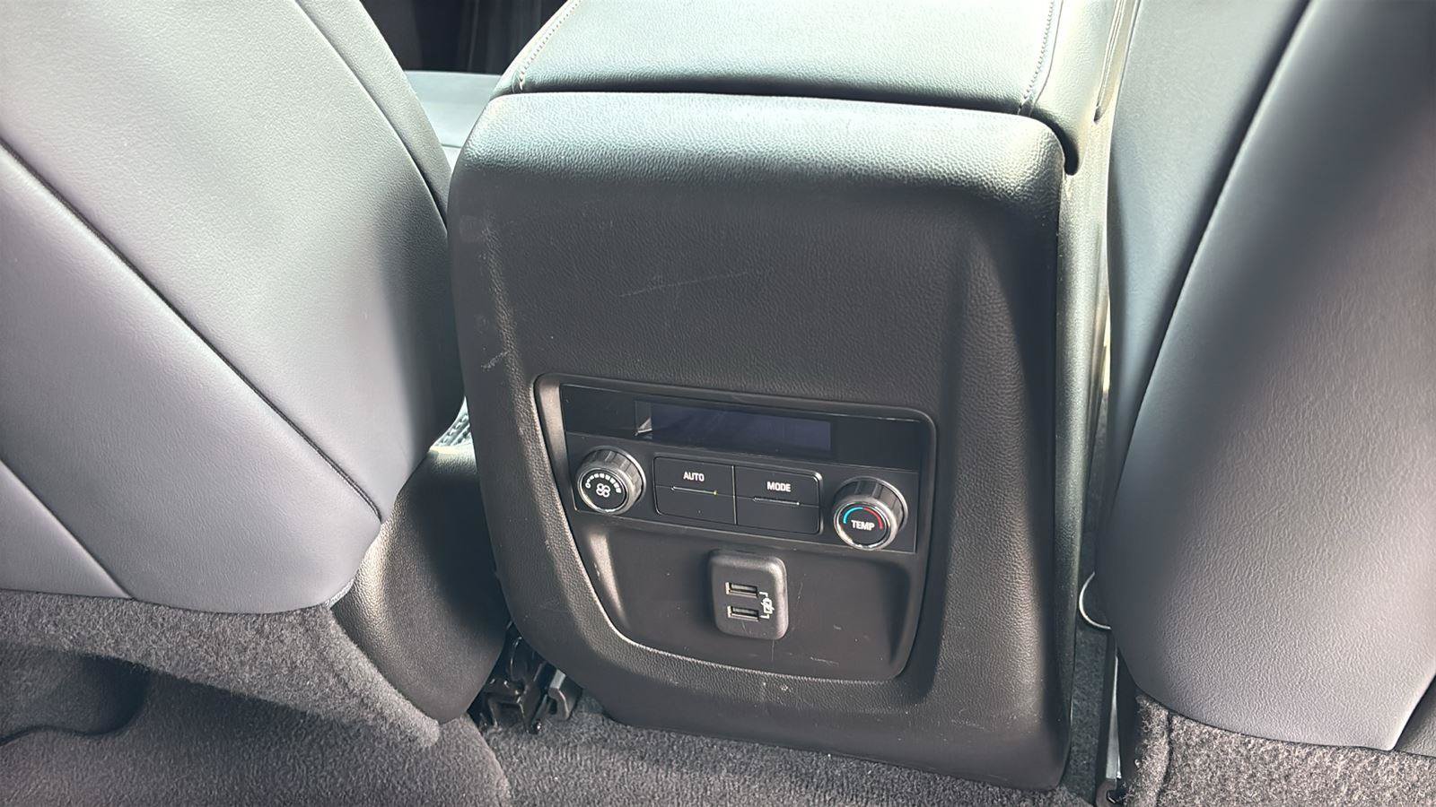 Certified 2024 Buick Enclave Essence AWD/4WD image 25