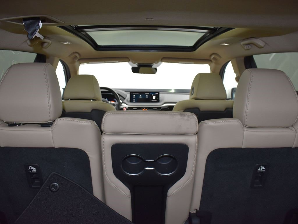 Used 2023 Acura MDX FWD image 18