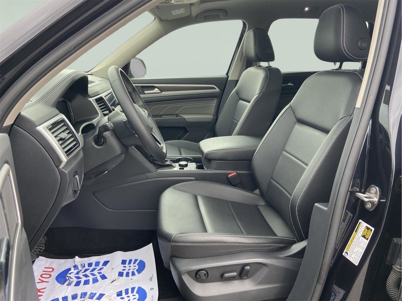 Used 2023 Volkswagen Atlas SE w/ Panoramic Sunroof Package AWD/4WD image 23