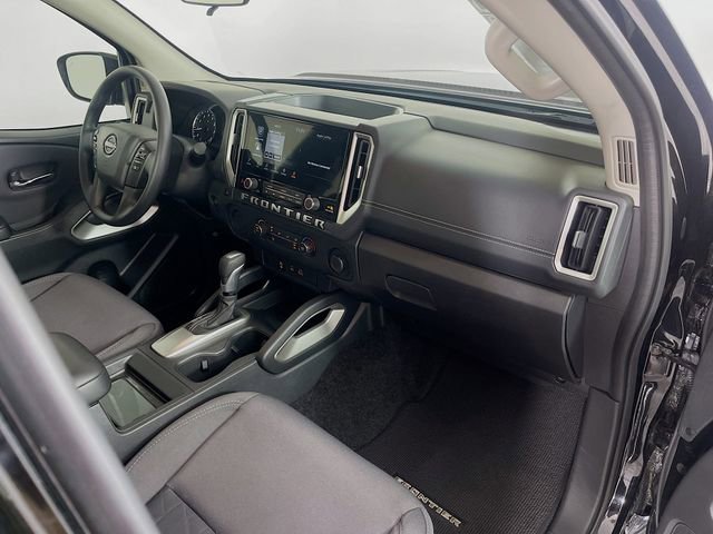 Used 2025 Nissan Frontier SV RWD image 27