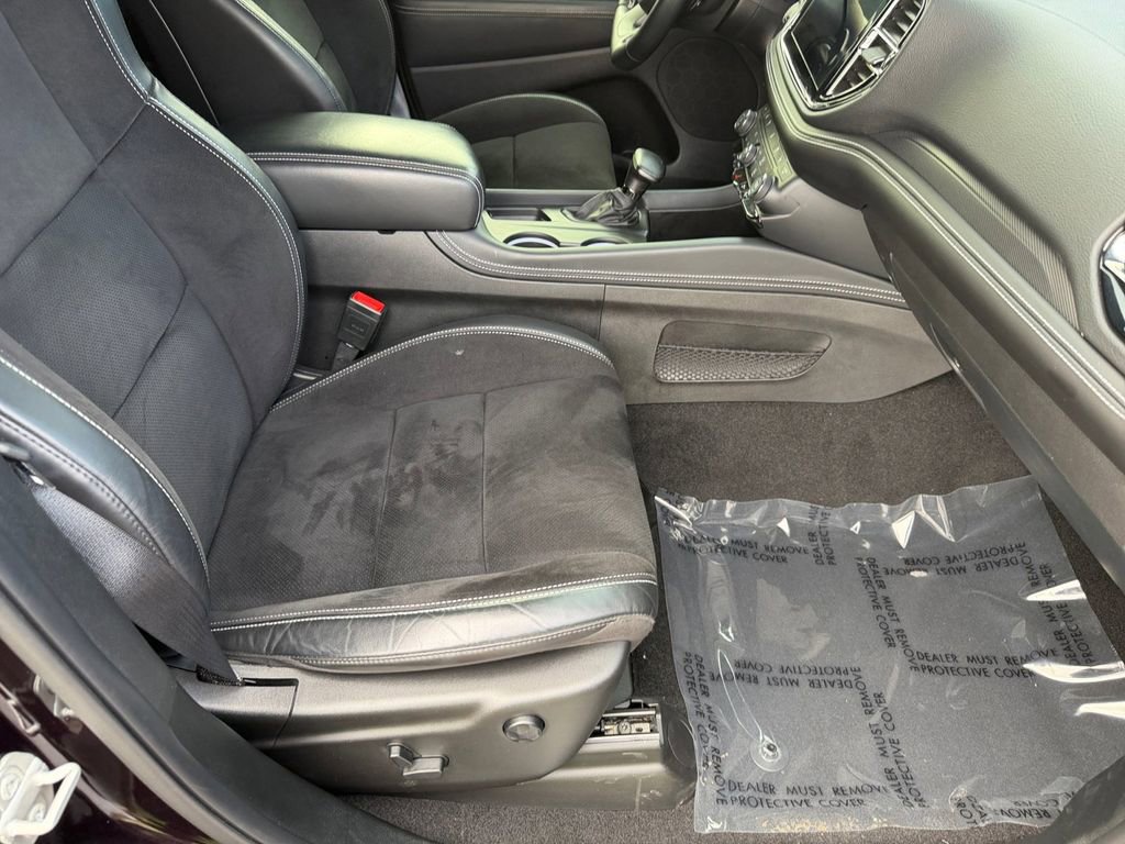 Used 2023 Dodge Durango SRT w/ Black Package image 27