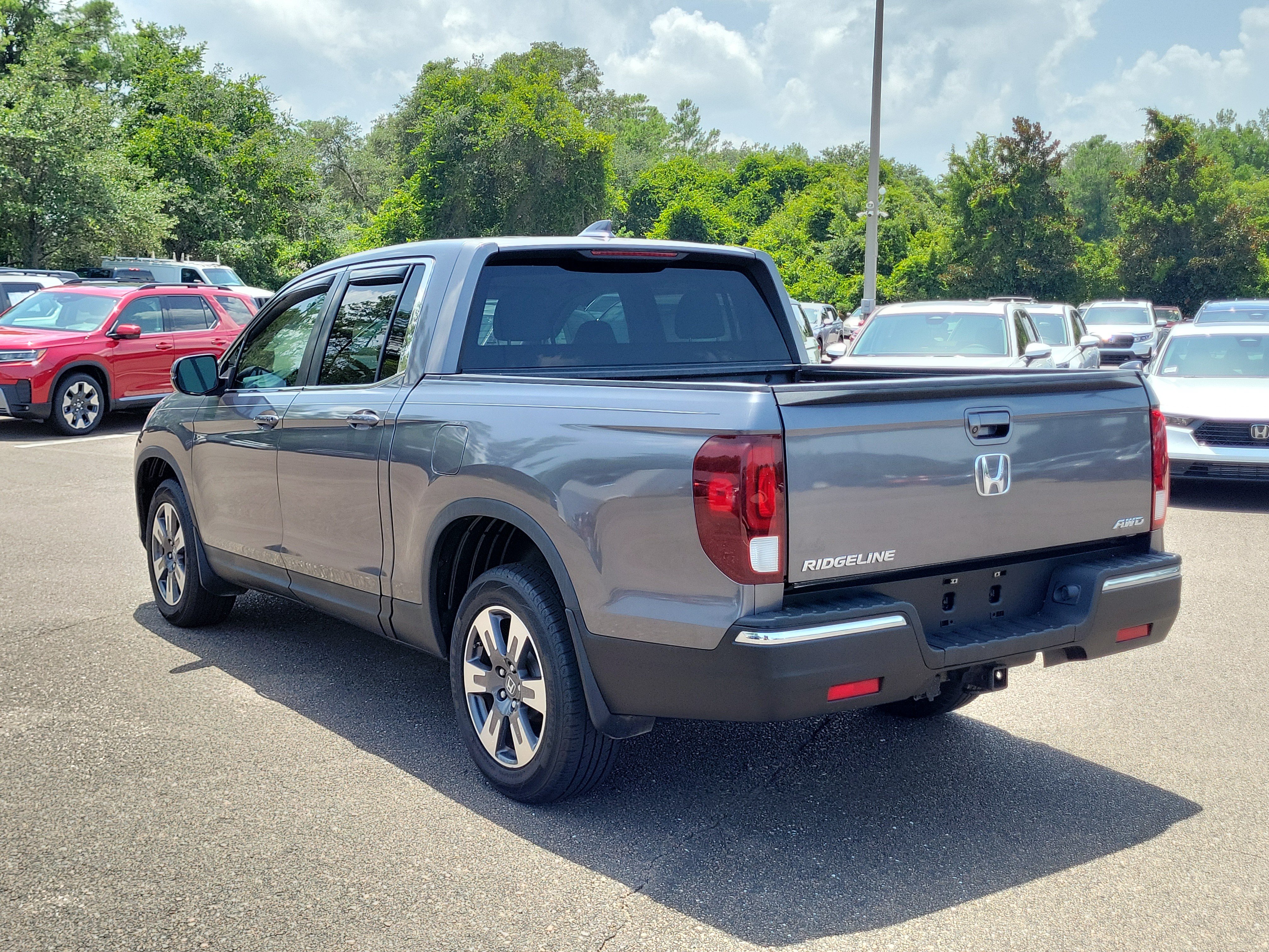 Certified 2017 Honda Ridgeline RTL-T image 3