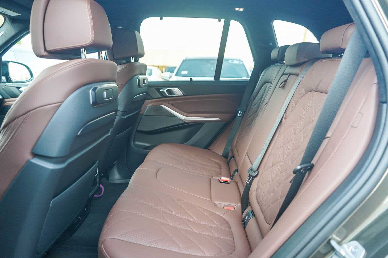 Used 2025 BMW X5 M60i w/ Executive Package AWD/4WD image 18