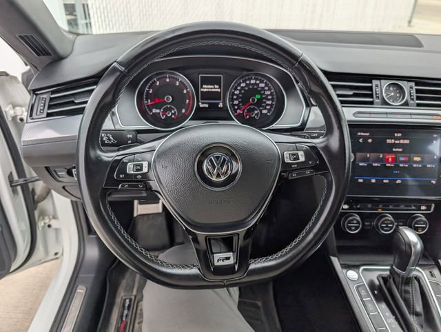 Used 2019 Volkswagen Arteon SE FWD image 11
