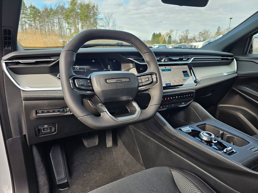 New 2026 Jeep Cherokee Laredo image 12