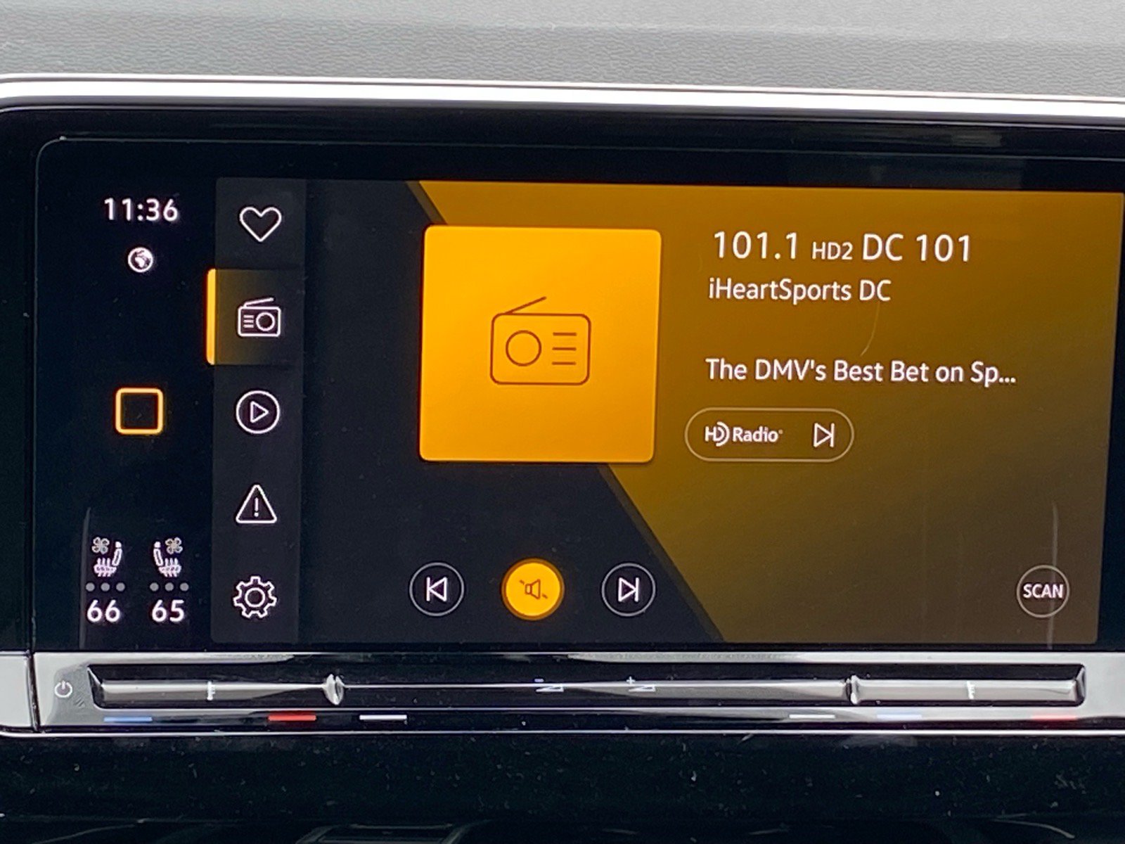 Certified 2026 Volkswagen Atlas Cross Sport SEL Premium R-Line AWD/4WD image 9