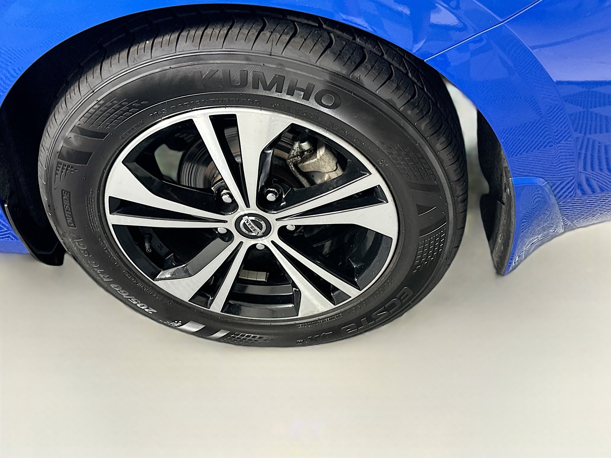 Used 2023 Nissan Sentra SV w/ All-Weather Package FWD image 11