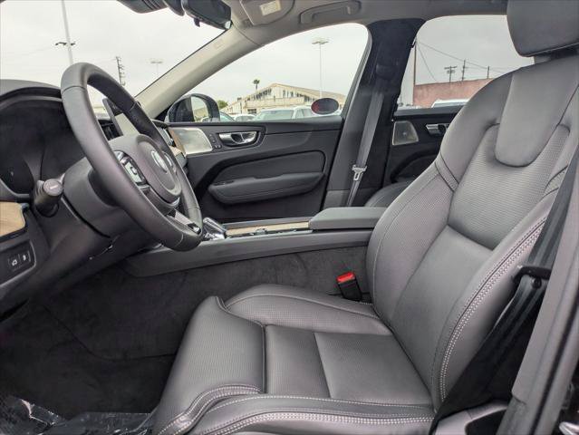 Used 2026 Volvo XC60 T8 Ultra w/ Climate Package PRO AWD/4WD image 21
