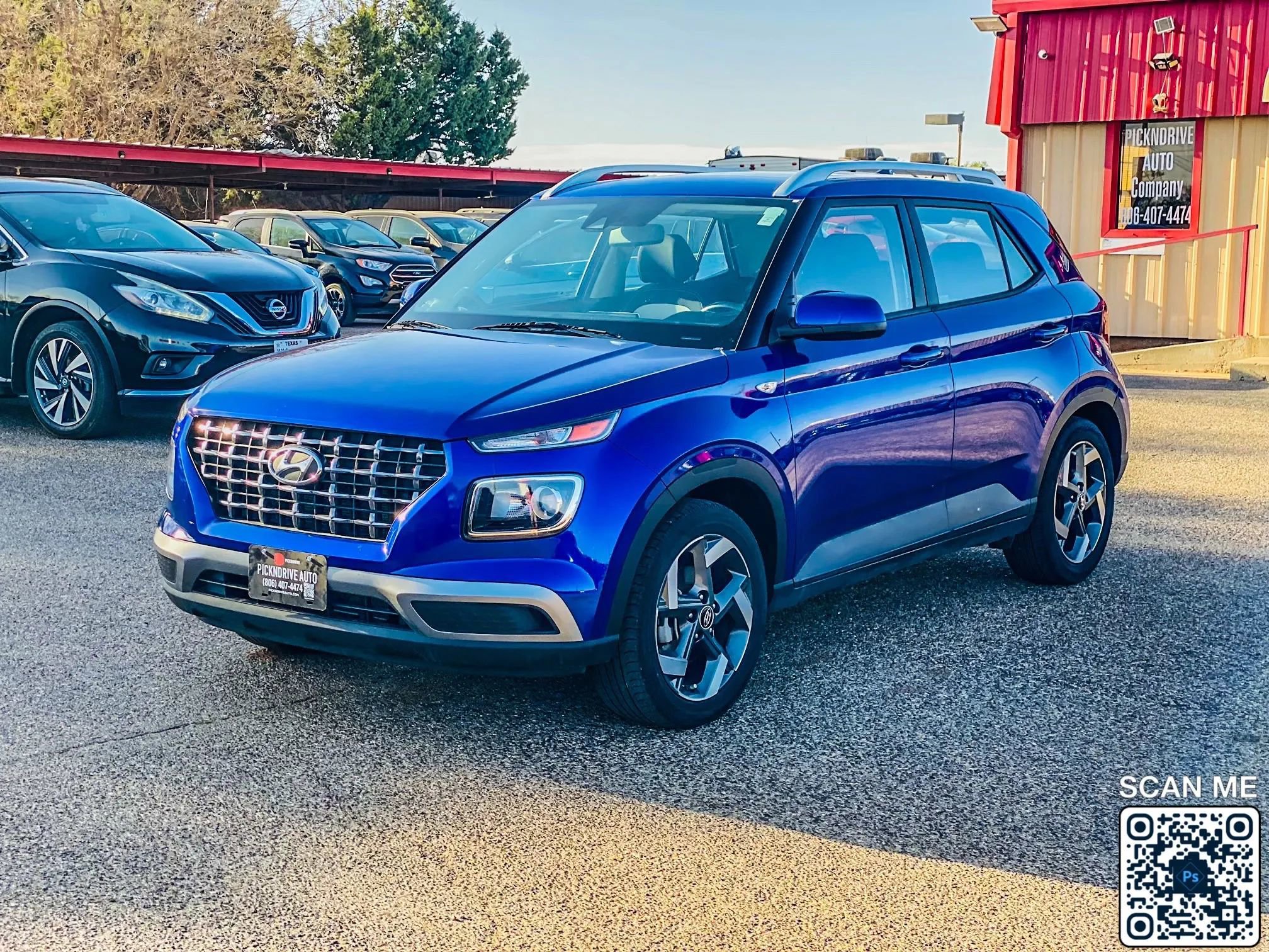 Used 2022 Hyundai Venue SEL image 4