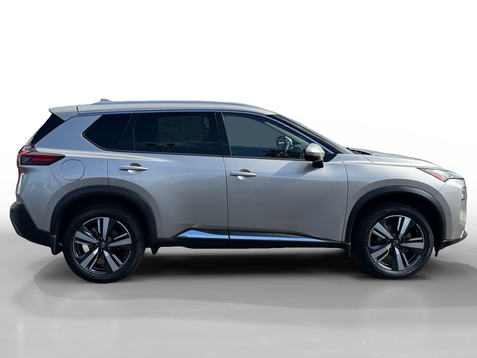 Used 2023 Nissan Rogue SL FWD image 6