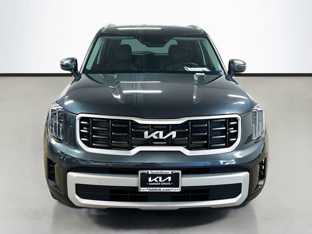 Certified 2023 Kia Telluride S image 2