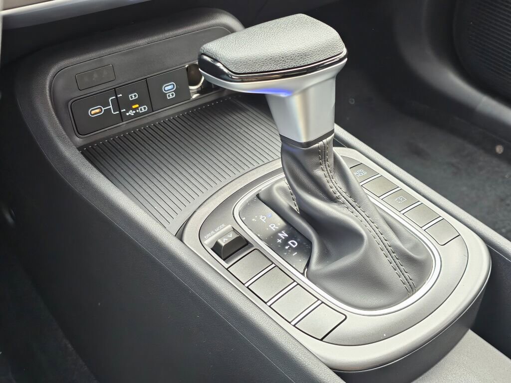 New 2026 Hyundai Kona SE image 20