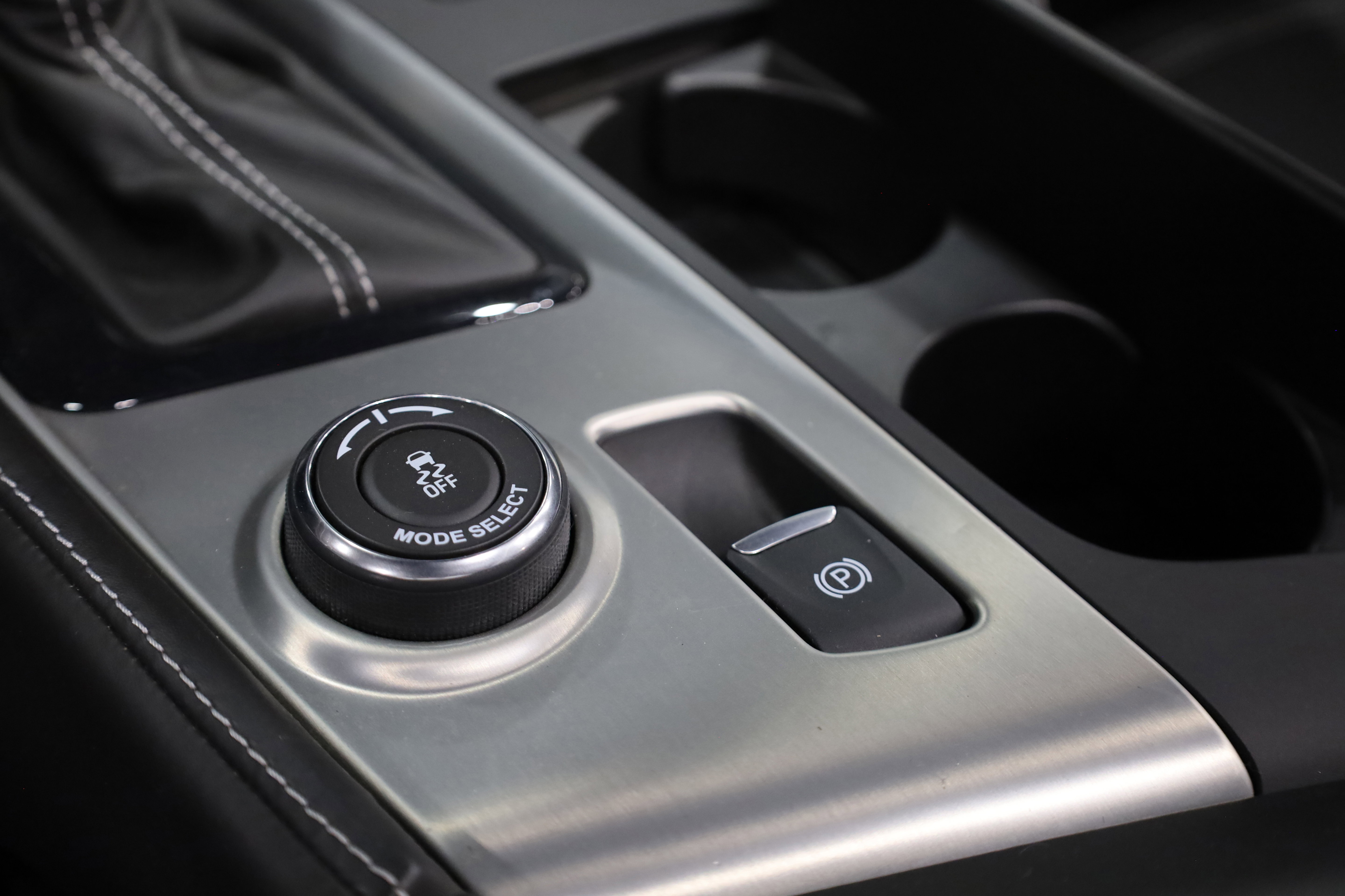 Used 2016 Chevrolet Corvette Z06 w/ 3LZ Preferred Equipment Group image 35