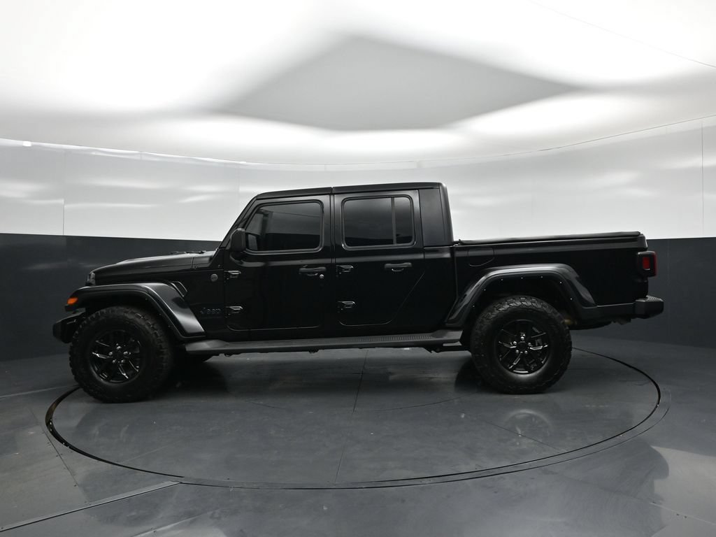 Used 2022 Jeep Gladiator Sport AWD/4WD image 25