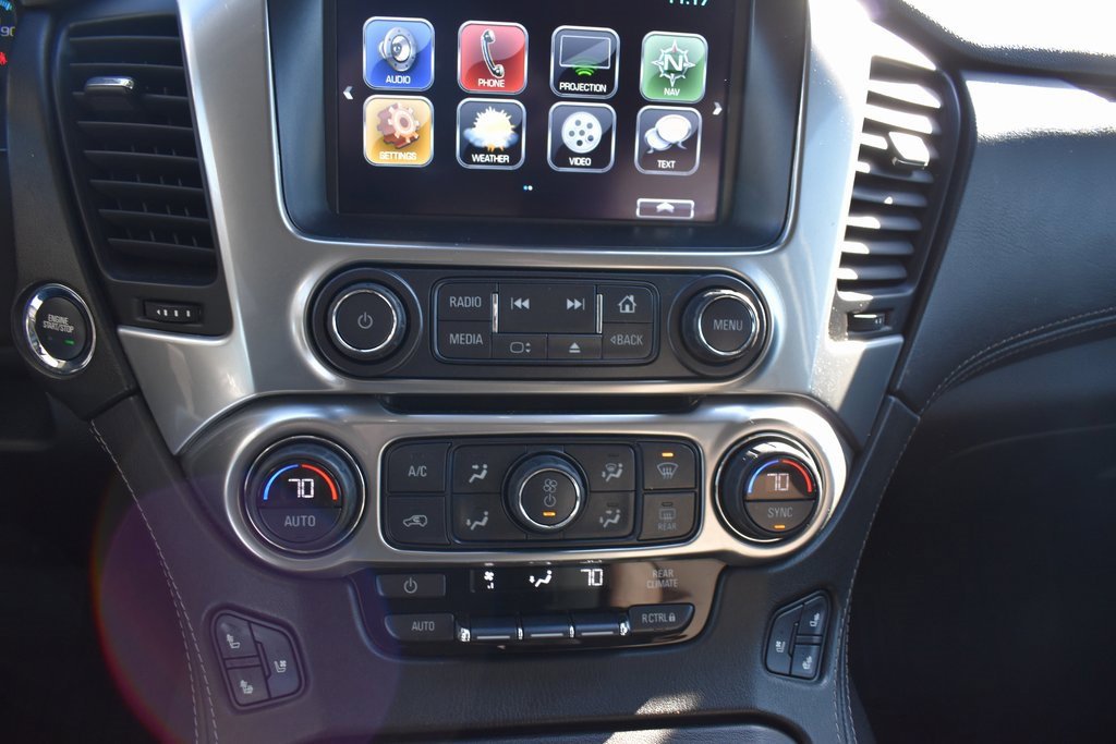 Used 2020 Chevrolet Suburban Premier w/ Premier Plus Edition image 18